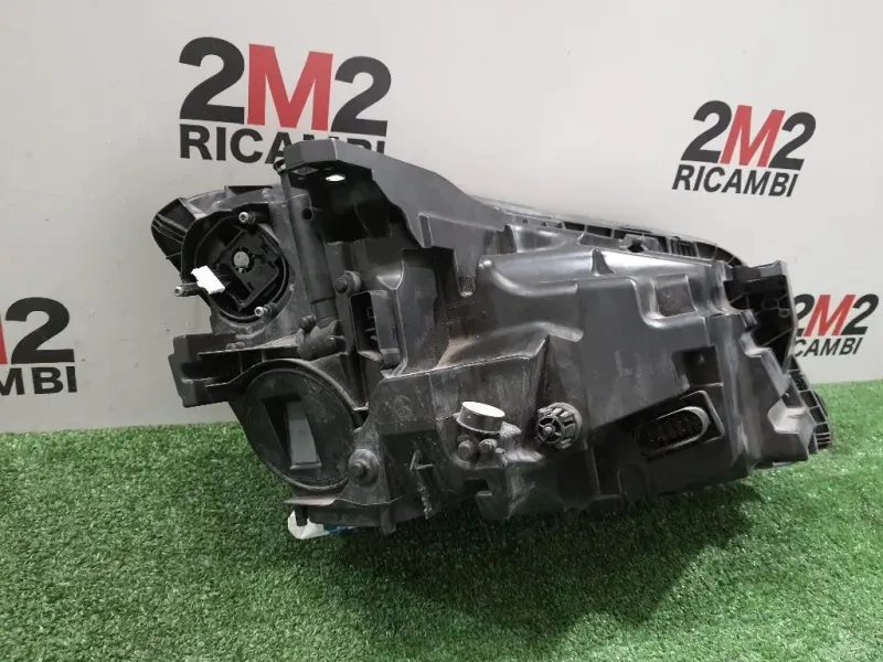 Proiettore ANT SX A1569066900 Mercedes Classe GLA X156 2017