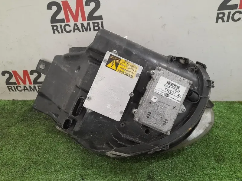 Proiettore ANT SX A251820216164 Mercedes Classe R W251 2006