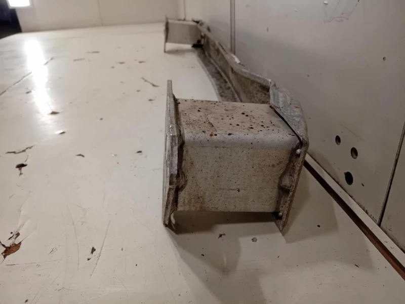 Traversa Paraurti POST 39193221 Opel Astra K 2016