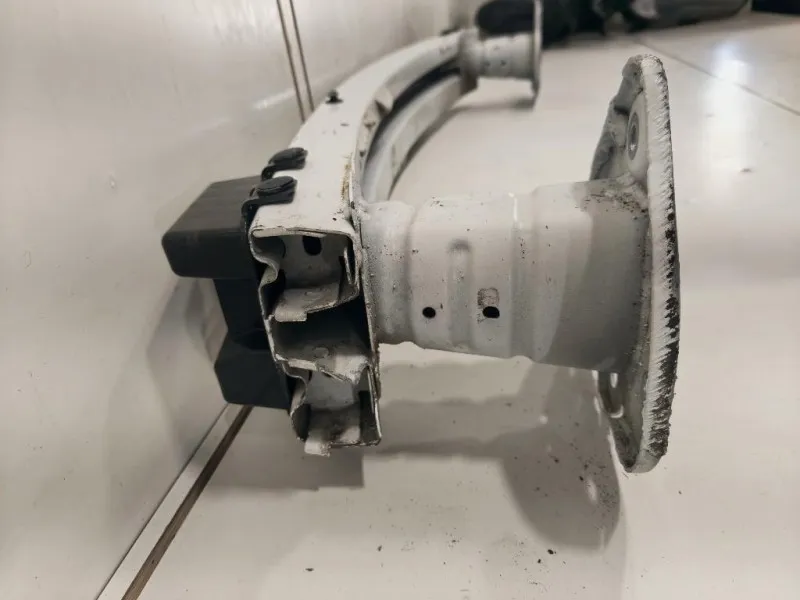 Traversa Paraurti POST TRAVERSA PARAURTI POST Opel Mokka 2013