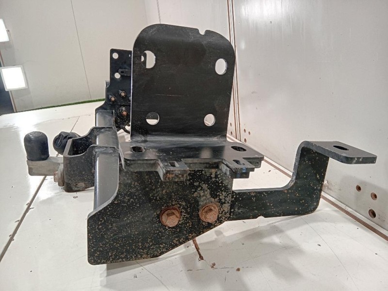 Traversa Paraurti POST 511601643R Opel Movano B 2010