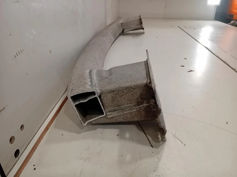 Traversa Paraurti POST 12776305 Opel Zafira C 2012