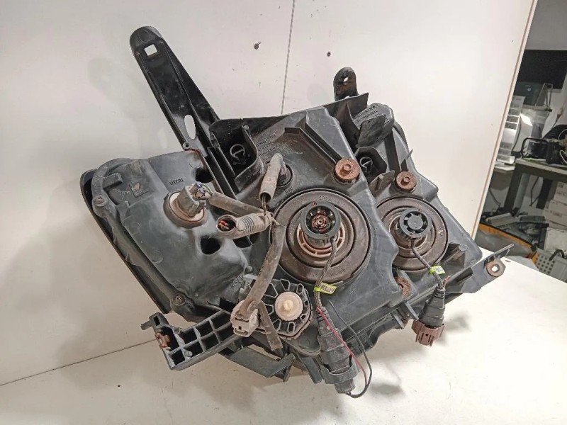 Proiettore ANT SX 8301A349 Mitsubishi Pajero IV 2007