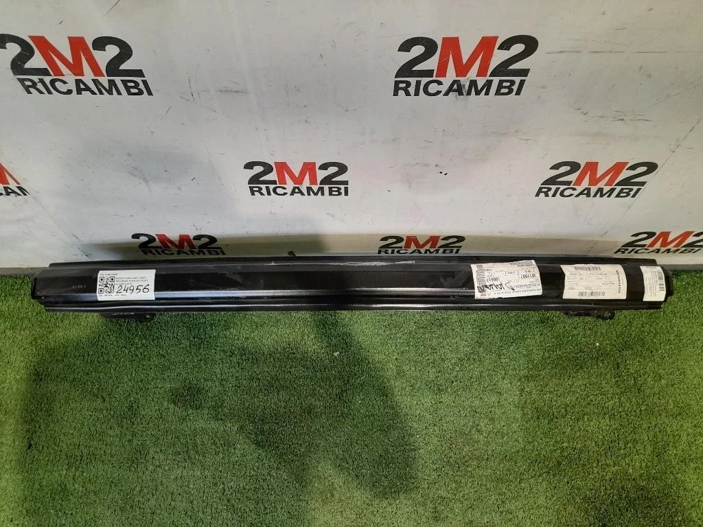 Traversa Paraurti POST 5J6807305C Skoda Fabia 542 2007