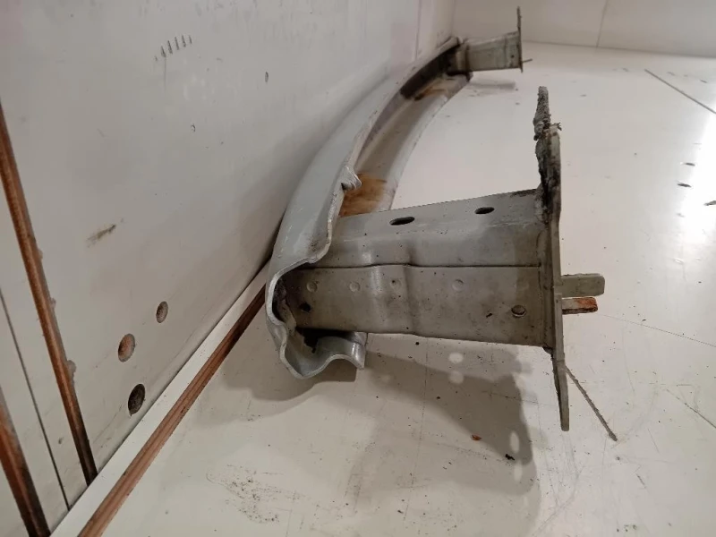 Traversa Paraurti POST 1Z5807305C Skoda Octavia 1Z3 2009