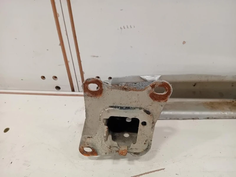 Traversa Paraurti POST 1Z5807305C Skoda Octavia 1Z3 2009