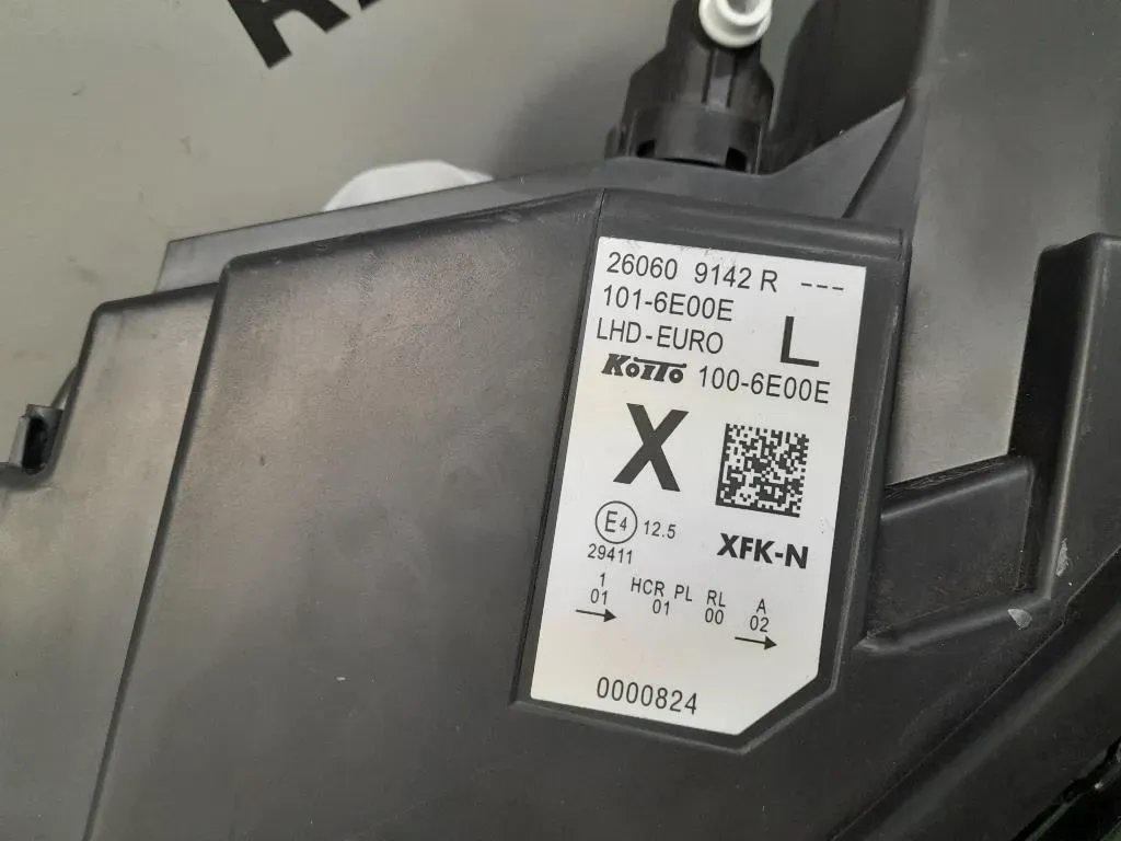 Proiettore ANT SX 260609142R 1006E00E Nissan Townstar 2022