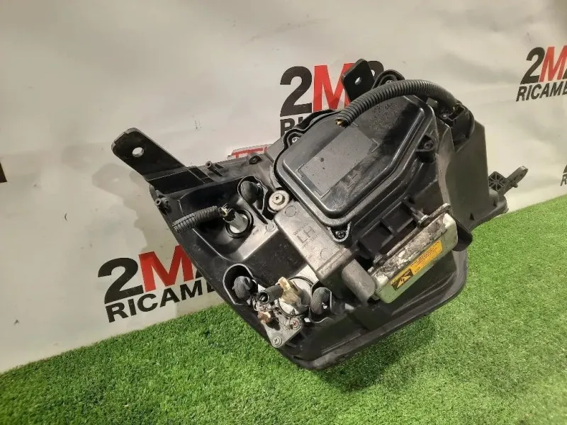 Proiettore ANT SX 20839664 Opel Antara A 2011