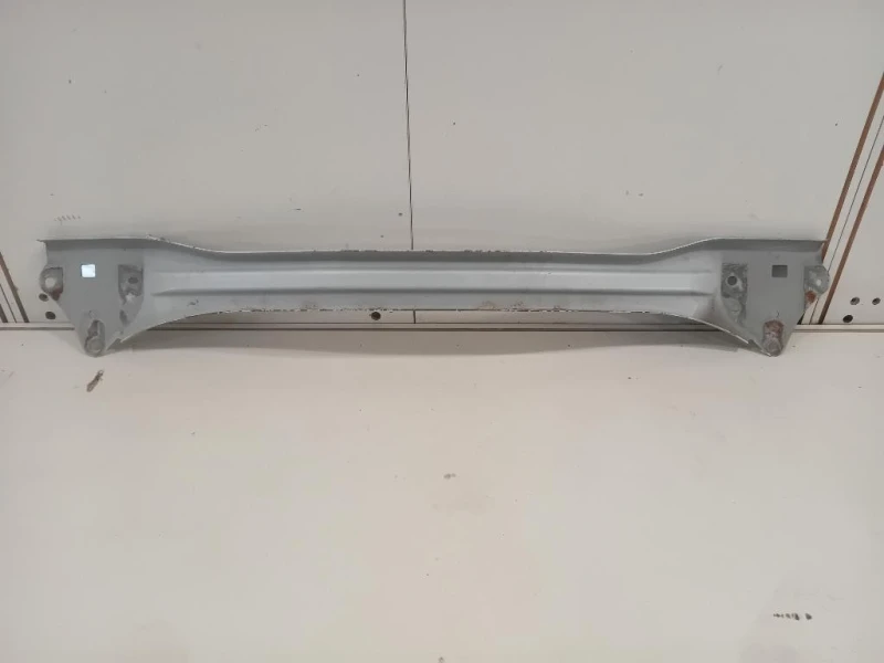 Traversa Paraurti POST TRAVERSA PARAURTI POST Toyota Yaris IV 2014