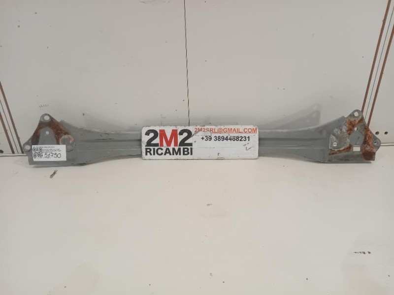 Traversa Paraurti POST TRAVERSA PARAURTI POST Toyota Yaris IV 2014