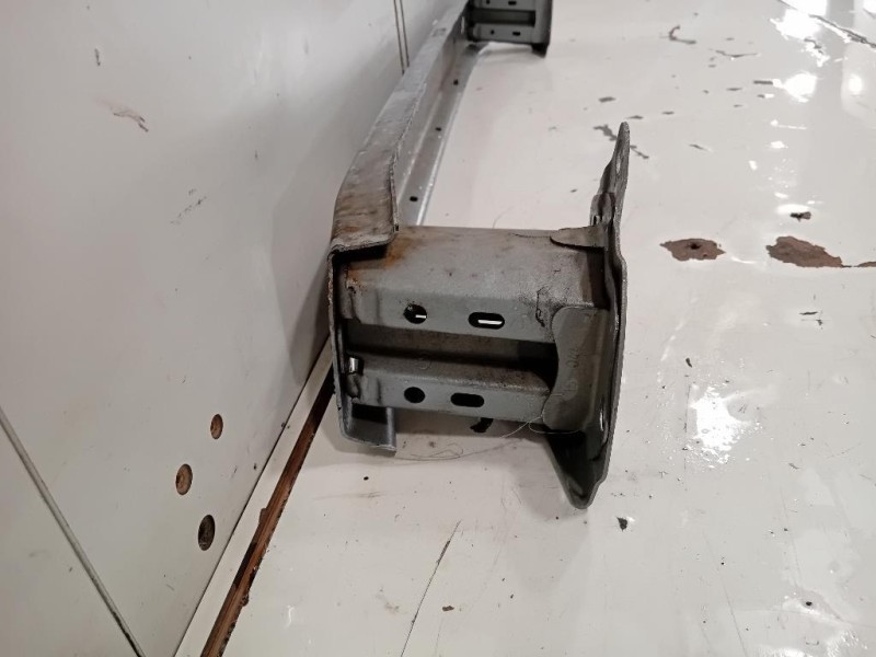 Traversa Paraurti POST 520230D080 Toyota Yaris IV 2014