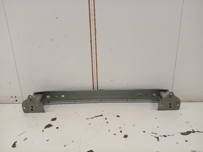 Traversa Paraurti POST 520230D080 Toyota Yaris IV 2014