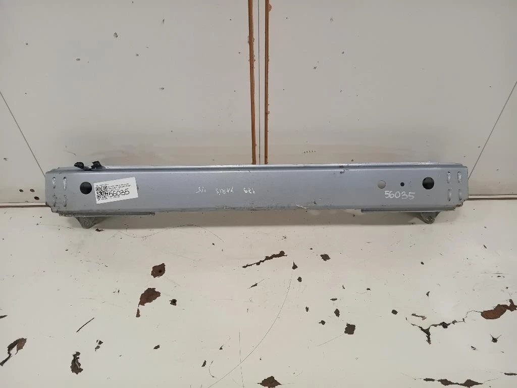 Traversa Paraurti POST 520230D080 Toyota Yaris IV 2014