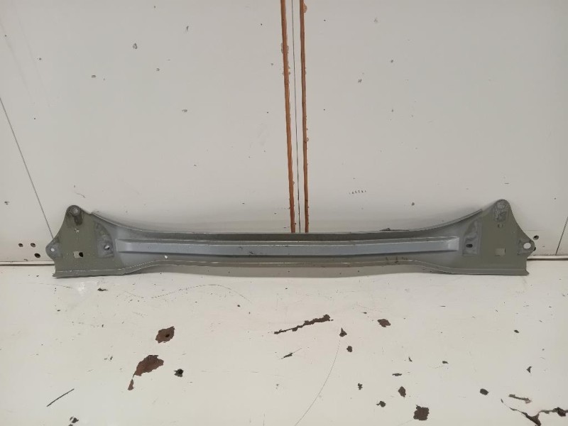 Traversa Paraurti POST TRAVERSA PARAURTI POST Toyota Yaris IV 2014