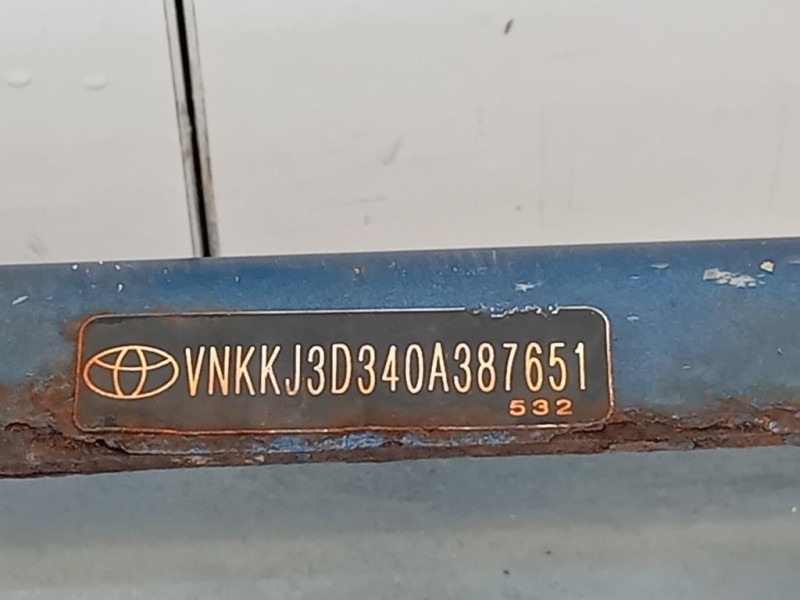 Traversa Paraurti POST 520230D080 Toyota Yaris IV 2014