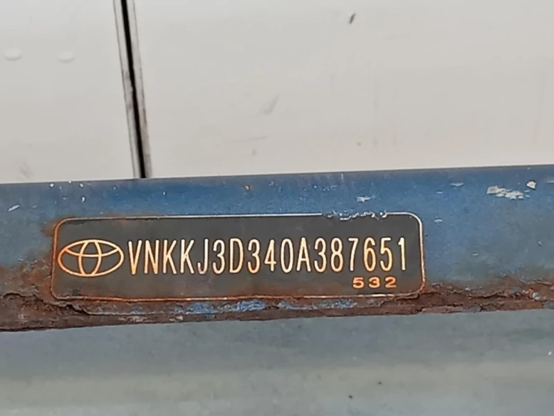 Traversa Paraurti POST 520230D080 Toyota Yaris IV 2014