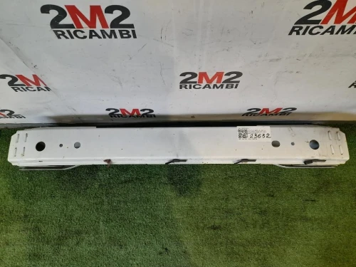 Traversa Paraurti POST 520230D080 Toyota Yaris IV 2014