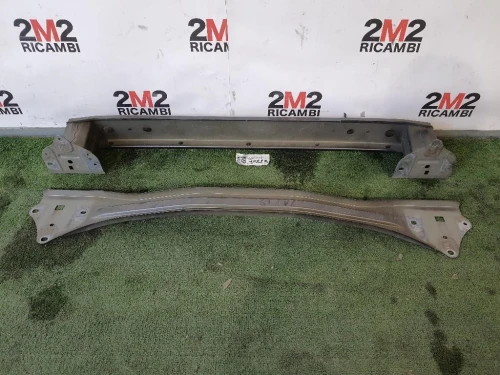 Traversa Paraurti POST 520230D080 Toyota Yaris IV 2017