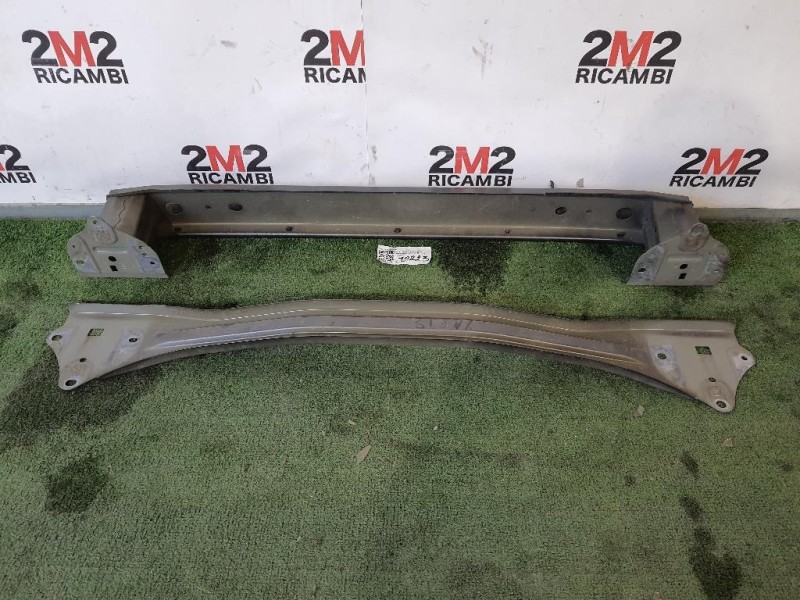 Traversa Paraurti POST 520230D080 Toyota Yaris IV 2017