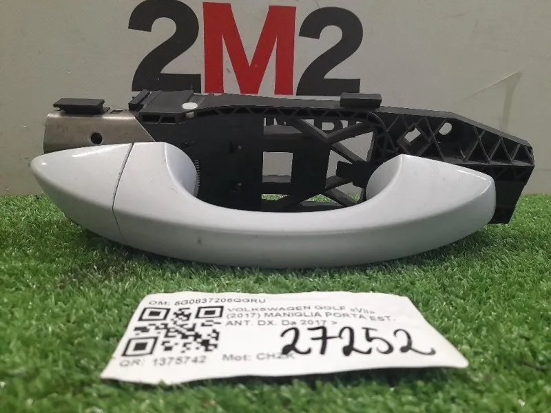 Maniglia Porta EST ANT DX 5G0837206QGRU Volkswagen GOLF VII 2017