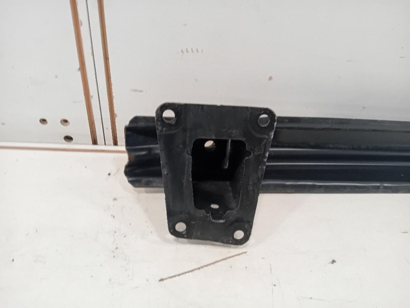 Traversa Paraurti POST 3AA807305 Volkswagen Passat VI Variant 2011