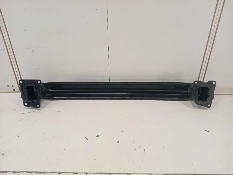 Traversa Paraurti POST 3AA807305 Volkswagen Passat VI Variant 2011