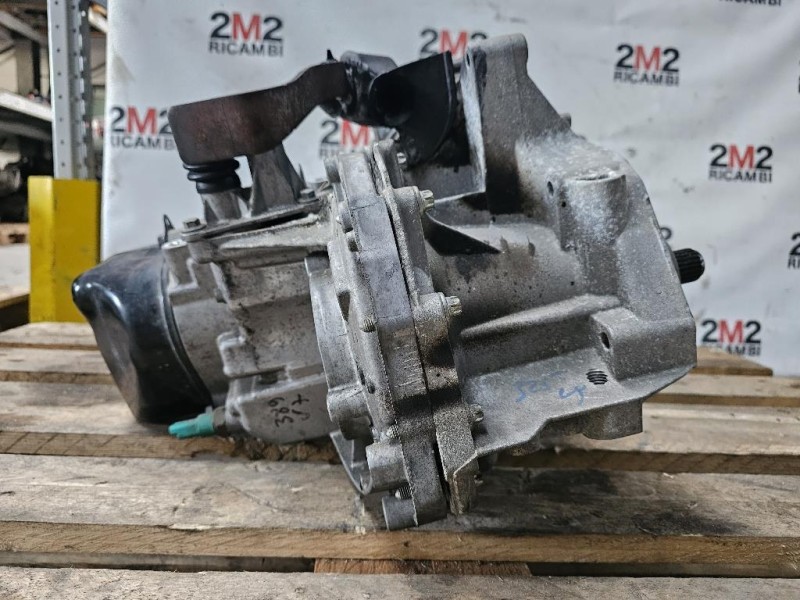 Cambio D4F734 75 CV Dacia Sandero I 2008