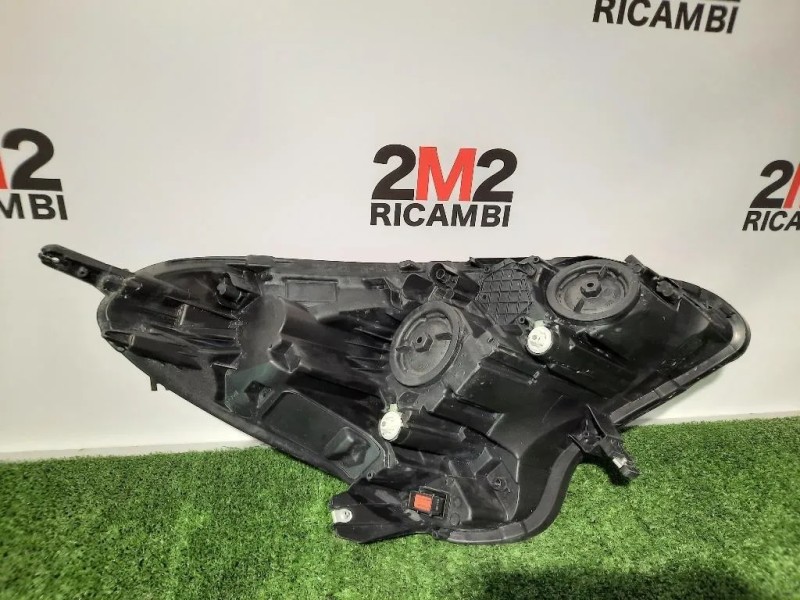 Proiettore ANT SX 39108226 Opel Corsa E 2014