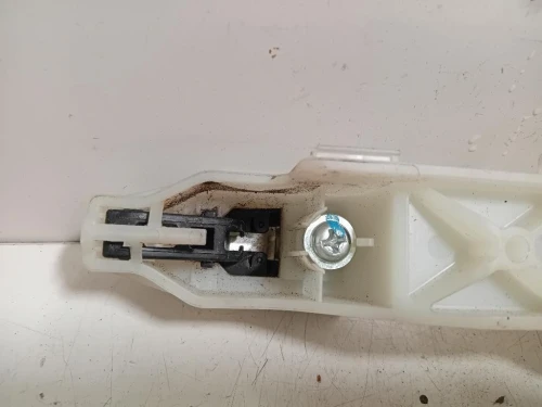 Maniglia Porta EST ANT SX MANIGLIA PORTA EST ANT SX Kia Carens IV 2013