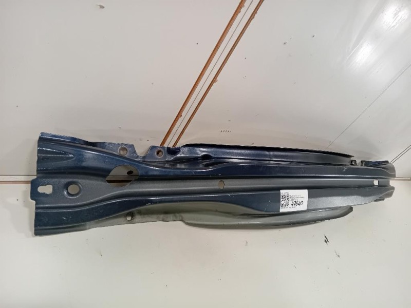 Traversa Paraurti POST 31278835 Volvo V60 I 2010