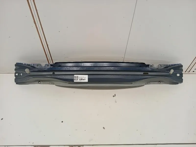 Traversa Paraurti POST 31278835 Volvo V60 I 2010