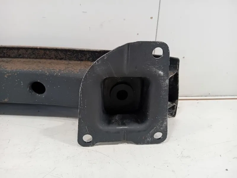Traversa Paraurti POST 31278835 Volvo V60 I 2013