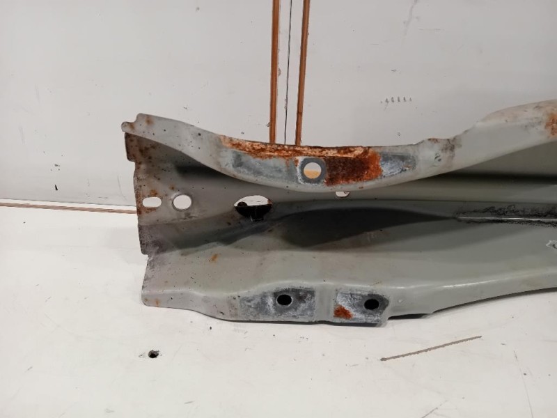 Traversa Paraurti POST 31217938 Volvo V70 III 2008