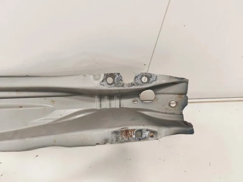 Traversa Paraurti POST 31395572 Volvo XC60 I 2009