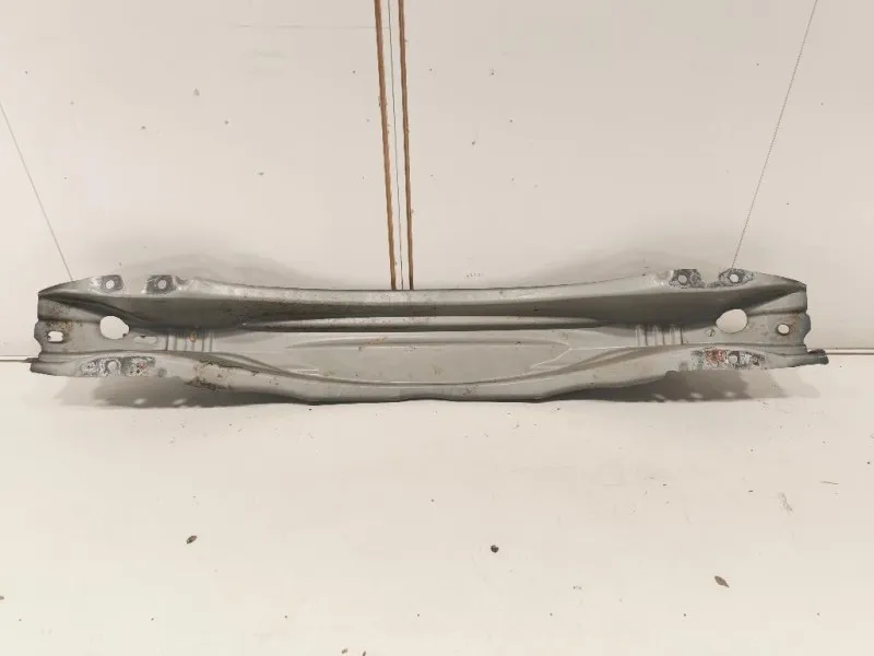 Traversa Paraurti POST 31395572 Volvo XC60 I 2009