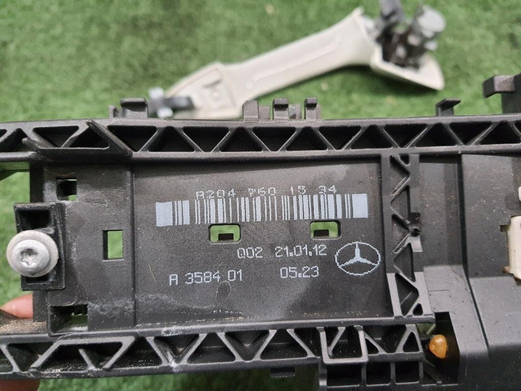 Maniglia Porta EST ANT SX A2047600170 Mercedes Classe B W246 2012