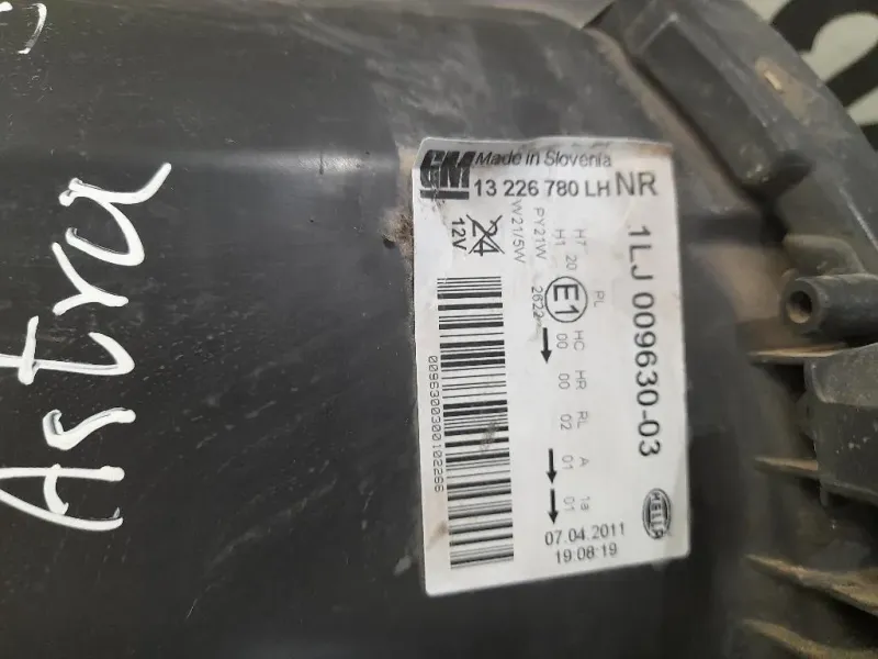 Proiettore ANT SX 13226780 Opel Insignia A 2009