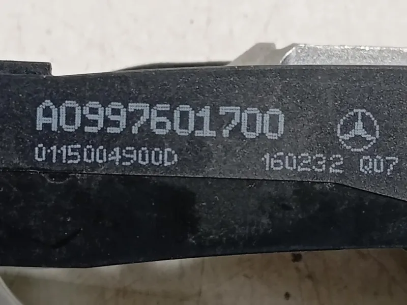 Maniglia Porta EST ANT SX A0997601700 Mercedes Classe GLE W166 2015