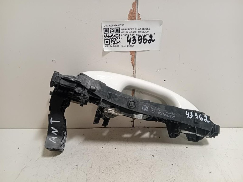 Maniglia Porta EST ANT SX A0997601700 Mercedes Classe GLE W166 2015