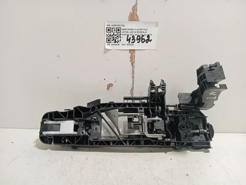 Maniglia Porta EST ANT SX A0997601700 Mercedes Classe GLE W166 2015