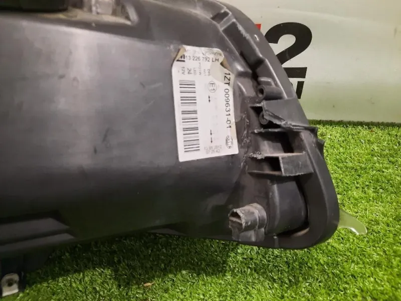 Proiettore ANT SX 13226792 Opel Insignia A 2009