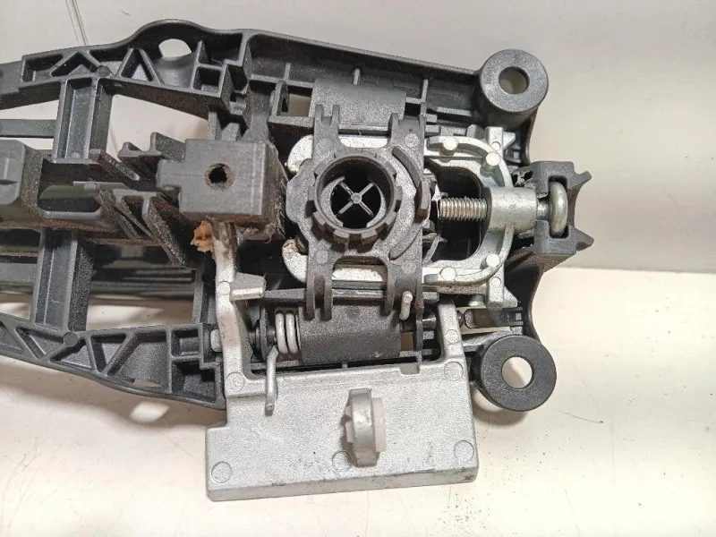 Maniglia Porta EST ANT SX Opel Mokka 2013