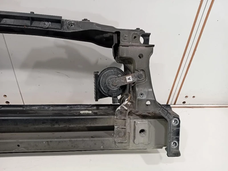 Traversa Supporto Radiatore ANT GX73-17859-AD Jaguar XE 2015