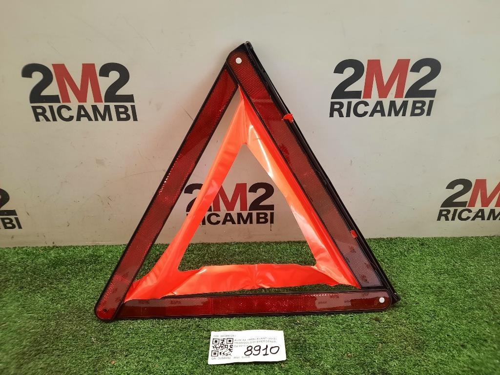 Triangolo DI Emergenza 8K0860251 Audi A4 8K5 Avant 2012