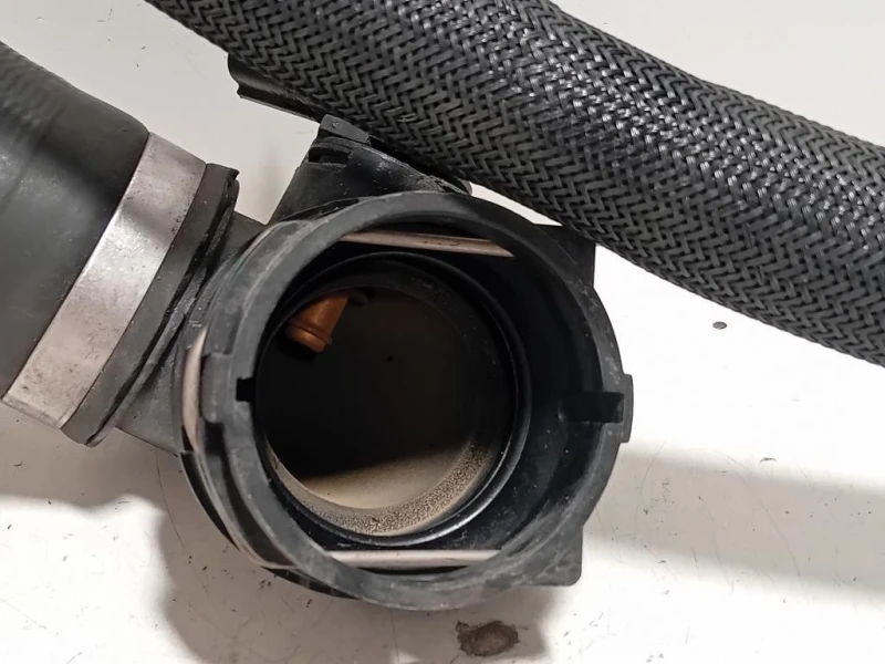 TUBO Acqua GJ328286AB Jaguar E-pace 2017