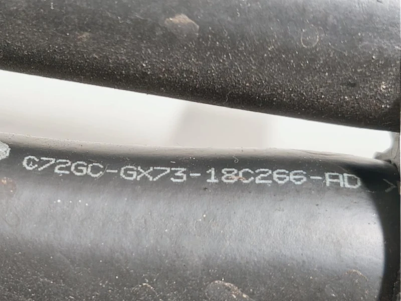 TUBO Acqua C72GC-GX73-18C266-AD Jaguar XF I 2011