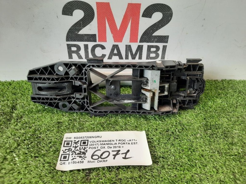 Maniglia Porta EST POST DX 5G0837206NGRU Volkswagen T-roc 2017