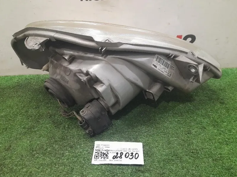 Proiettore ANT SX 91165721 Opel Vivaro A 2001