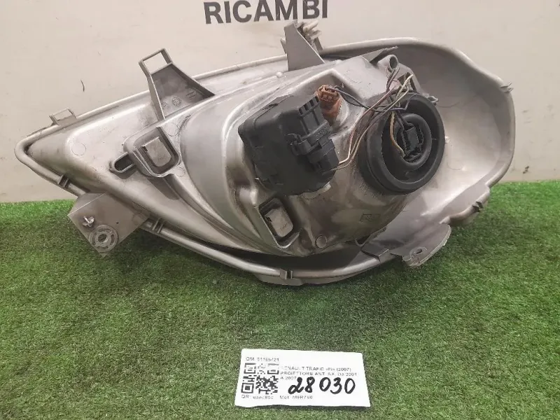 Proiettore ANT SX 91165721 Opel Vivaro A 2001