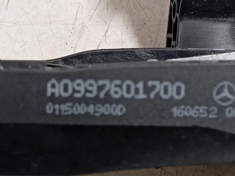 Maniglia Porta EST POST SX A0997601700 Mercedes Classe GLE W166 2015